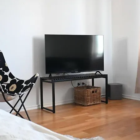 Cozy 2-room In Vibrant Kallio Neighbourhood * 헬싱키